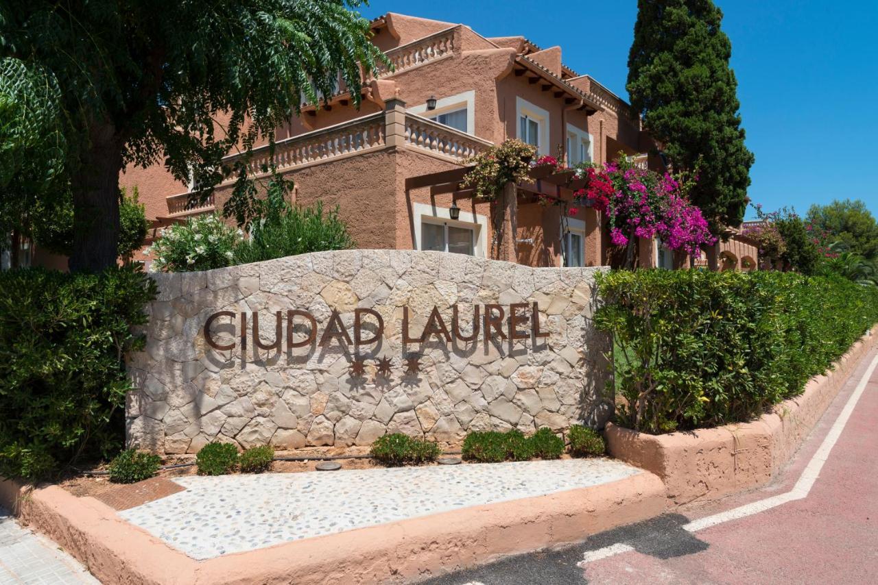 Aparthotel Ciudad Laurel Кала Милор Екстериор снимка